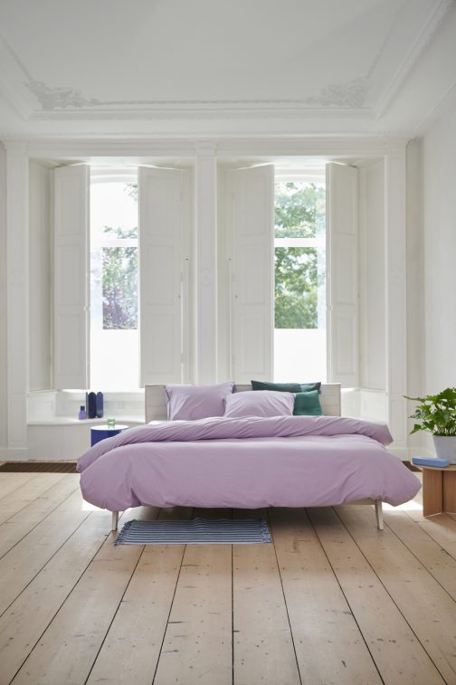 Balanced lila 240x200/220 incl.2 kussensloop 60x70