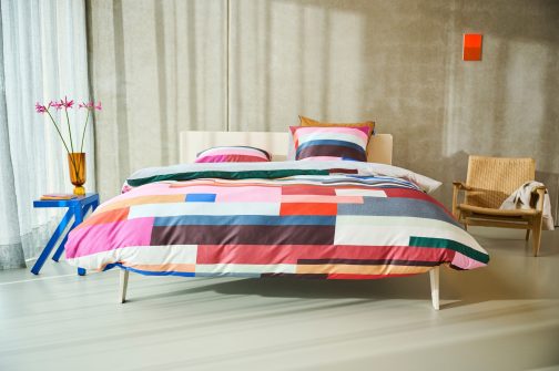 Dynamic Colours 240x200/220 incl 2 kussenslopen 60x70